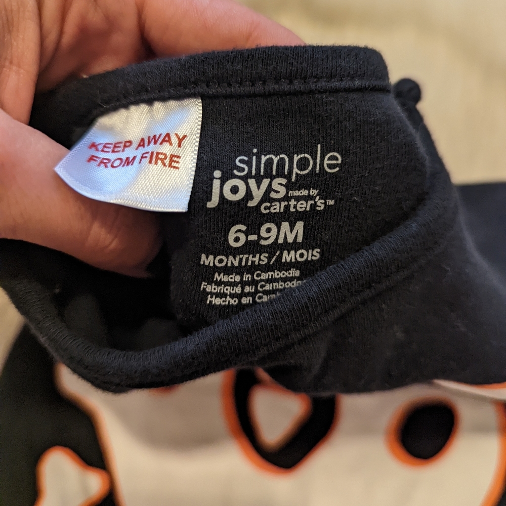 Simple Joys black with white and orange skeleton footsie PJs size 6-9 M - Picture 6 of 6